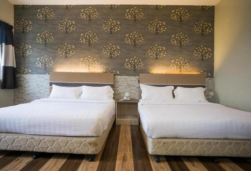 سوییت خانوادگی, Sky Star Hotel At Klia Klia2
