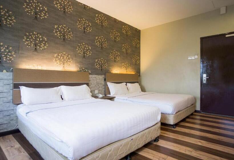 سوییت خانوادگی, Sky Star Hotel At Klia Klia2