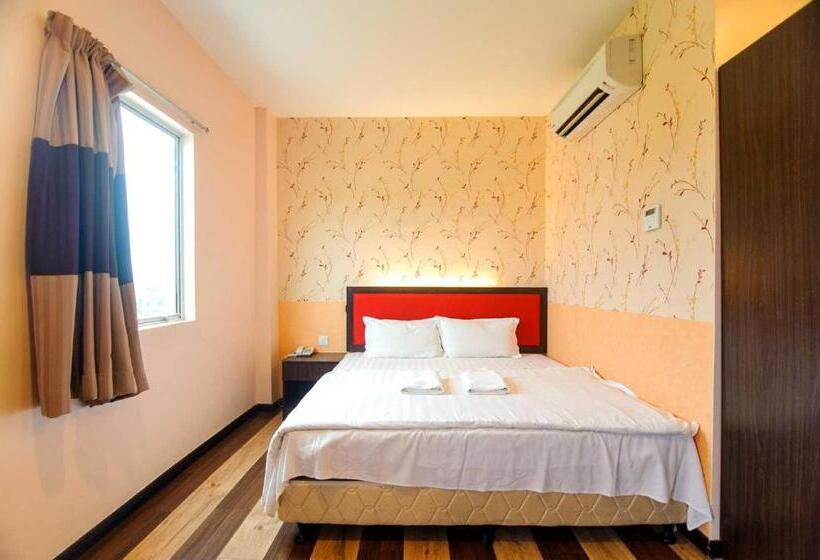 اتاق لوکس با تخت بزرگ, Sky Star Hotel At Klia Klia2