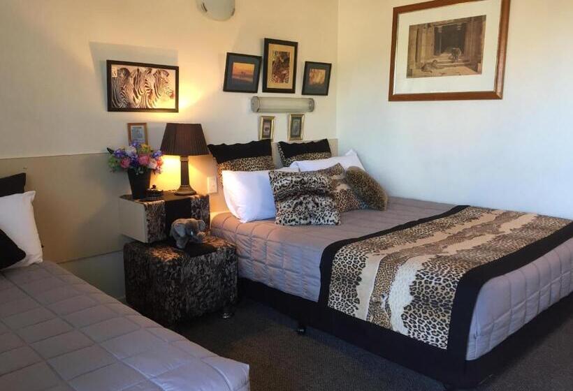 스탠다드 룸, Airport Riverview Motel