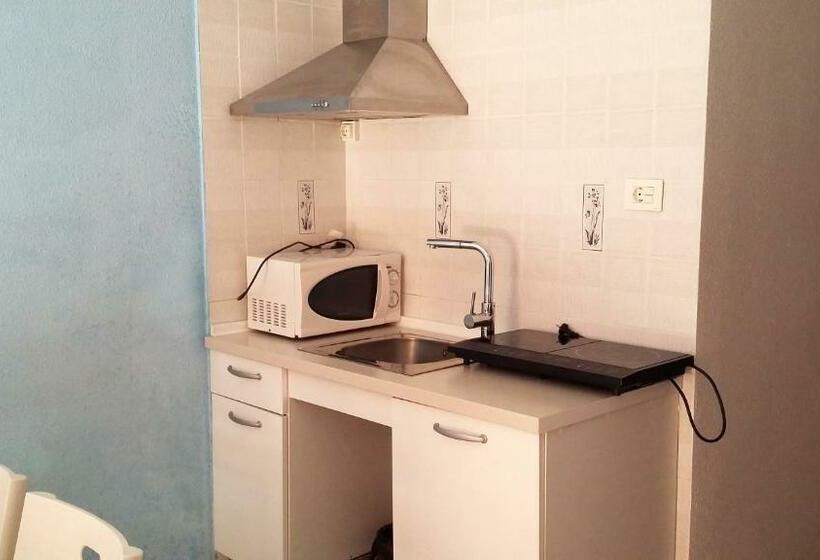スタンダードスタジオ, Apartamentos Bernat Pie de Playa 3000
