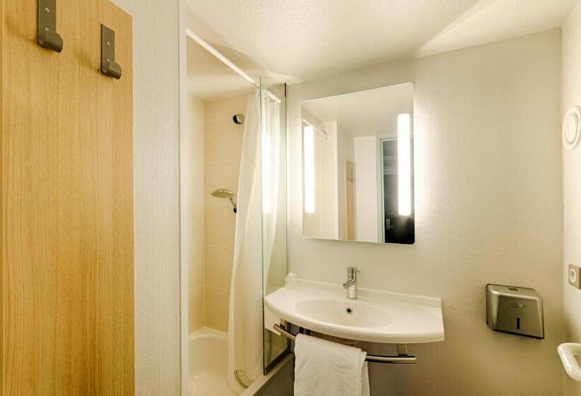 اتاق استاندارد چهار تخته, B&b Hotel Rouen Parc Des Expos Zénith