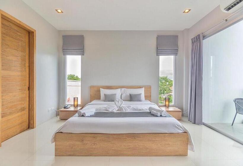 اتاق لوکس با بالکن, Lemonade Phuket Hotel  Sha Plus