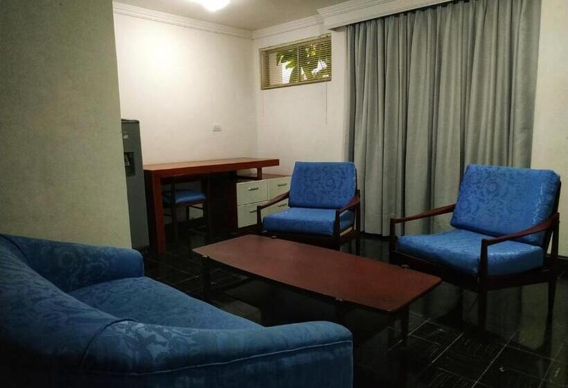 스위트, Vallclaire Suites