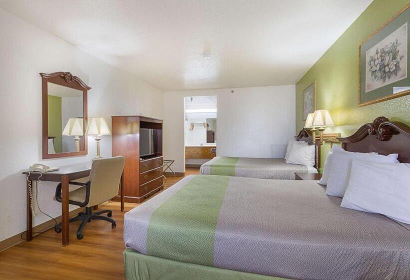 Номер Стандарт 2 Двуспальные Кровати, Rodeway Inn