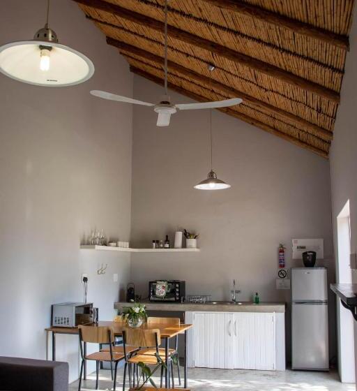 Номер Стандарт, Saronsberg Vineyard Cottages