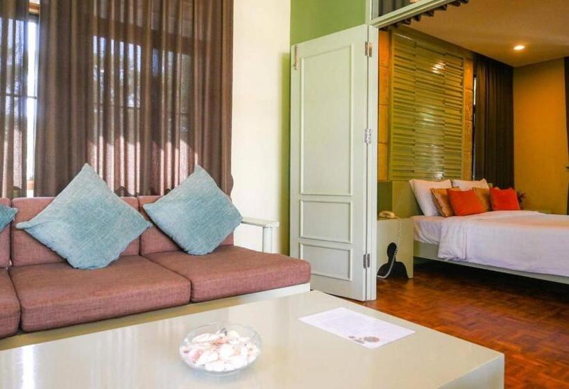 سوییت, Sirarun Resort
