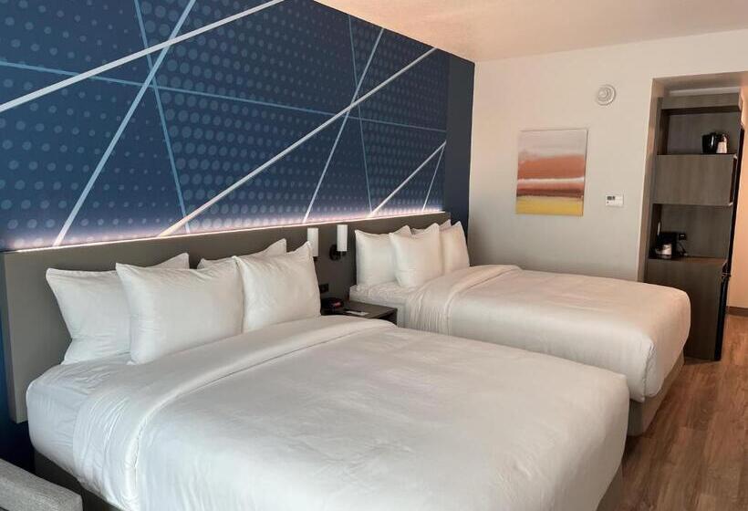 Номер Стандарт Адаптированный для Инвалидов, Comfort Inn & Suites New Port Richey Downtown District