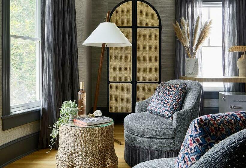 전망 디럭스룸 킹침대, The Coco, The Edgartown Collection