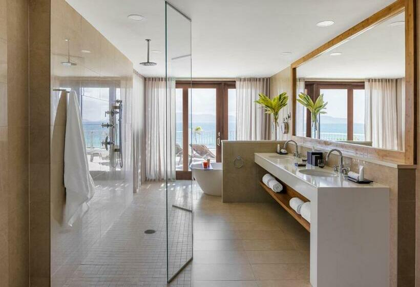 سوییت جونیور با چشم‌انداز دریا, Aurora Anguilla Resort & Golf Club