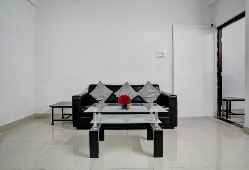 トリプルクラシックルーム, Oyo Flagship 70191 Vandanvilla Service Apartment