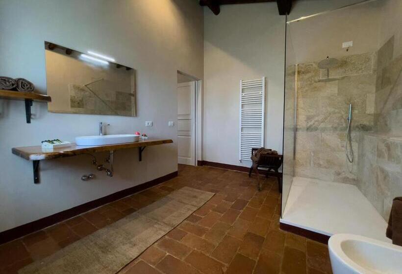 اتاق لوکس, Agriturismo Villa La Fontina