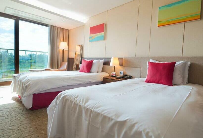 اتاق استاندارد, Ramada By Wyndham Jeju Hamdeok