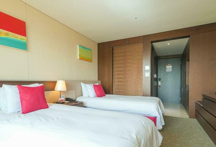 اتاق خانوادگی, Ramada By Wyndham Jeju Hamdeok