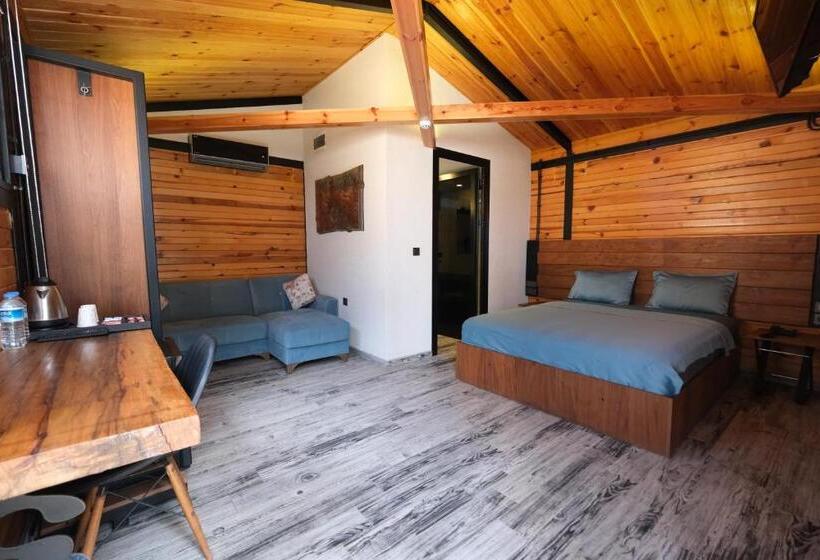 デラックスバンガロー, Kosa Otel çeşme