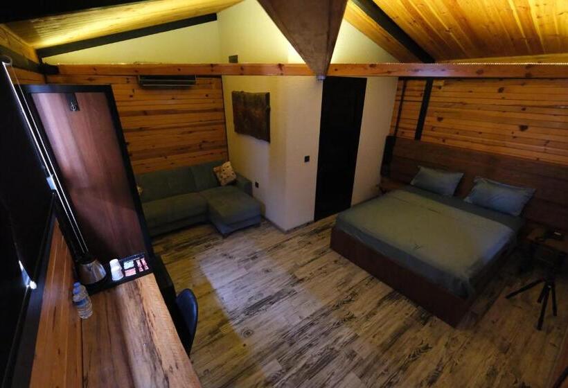 デラックスバンガロー, Kosa Otel çeşme