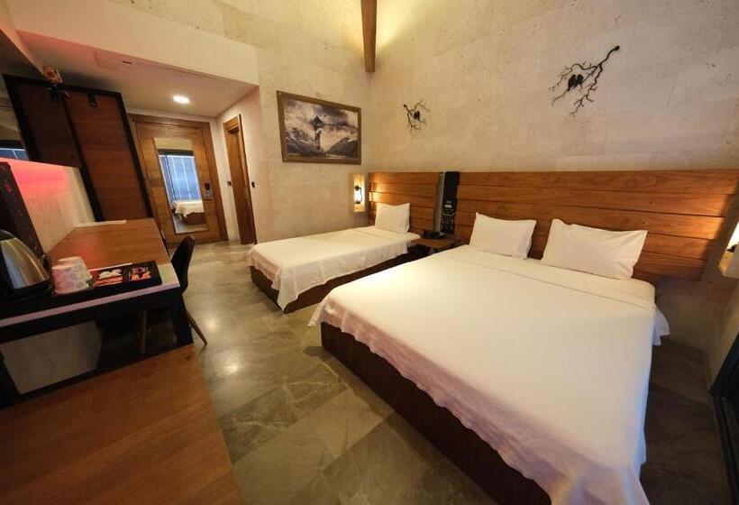 デラックストリプルルーム, Kosa Otel çeşme