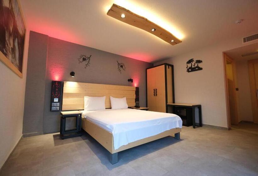 バルコニー付きデラックスルーム, Kosa Otel çeşme