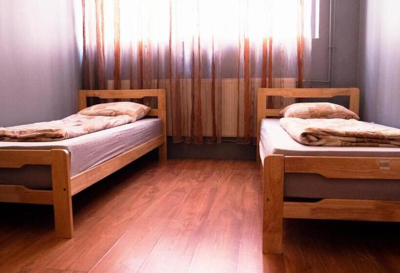 バス共有のスタンダードルーム, Deep Guest House