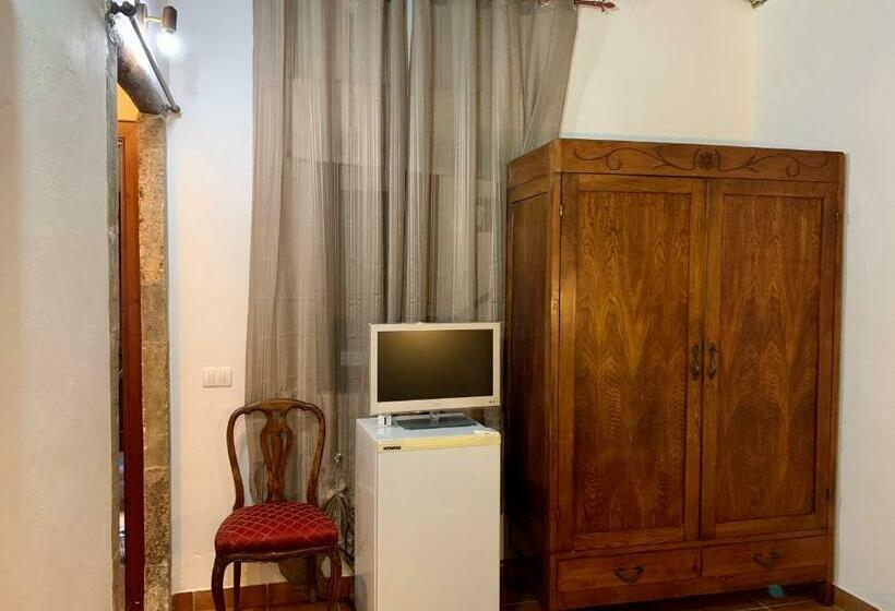 اتاق استاندارد, Aranceto Hotel Agriturismo