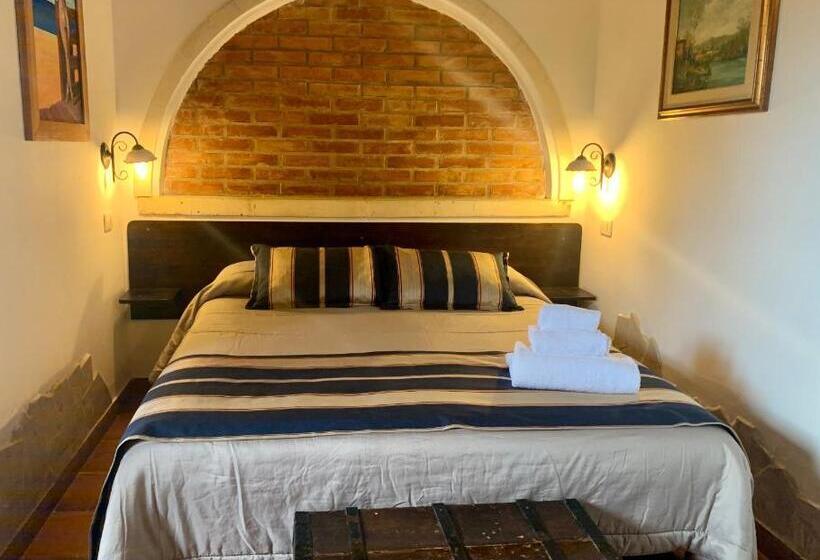 اتاق استاندارد سه نفره, Aranceto Hotel Agriturismo
