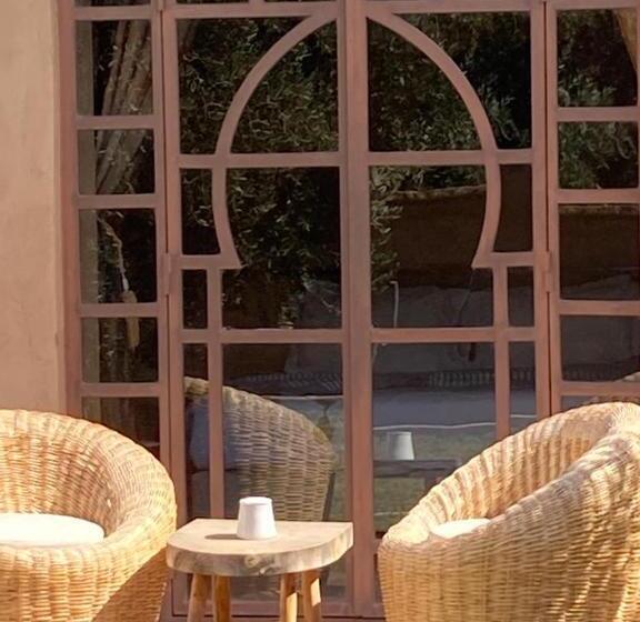 اتاق استاندارد, Manzil La Tortue