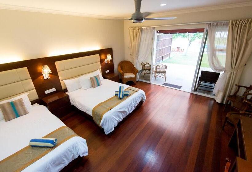 디럭스 룸 바다 전망, Langkah Syabas Beach Resort