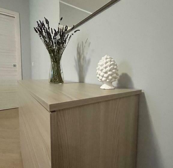 اتاق استاندارد سه نفره, B&b Radice