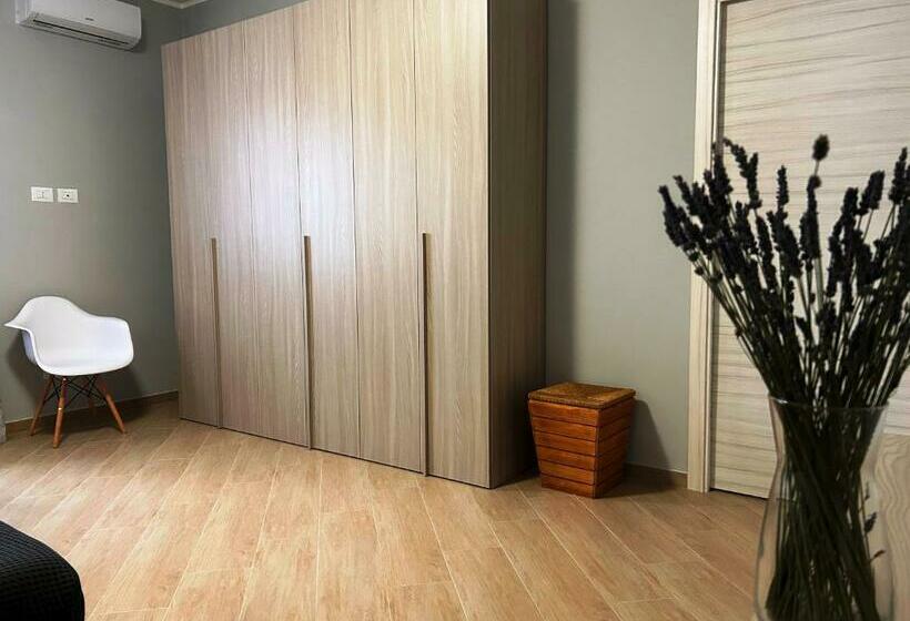 اتاق استاندارد سه نفره, B&b Radice