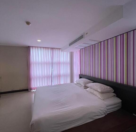 Apartamento 1 Dormitório Vista Jardim, Dee Apartments