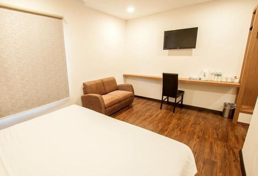 Номер Стандарт, Nagoya Inn