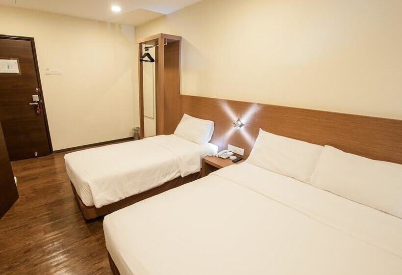 Номер Стандарт Трехместный, Nagoya Inn