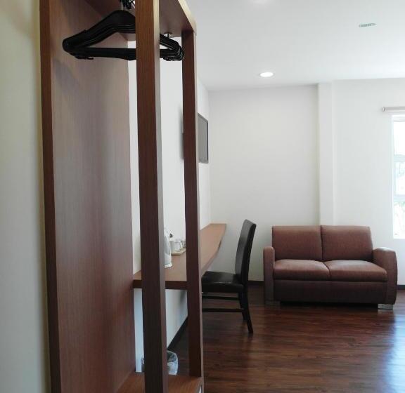 Стандартный Номер Кровать Кинг, Nagoya Inn