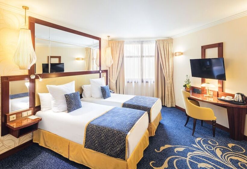 Quarto Deluxe, Occidental Praha Wilson