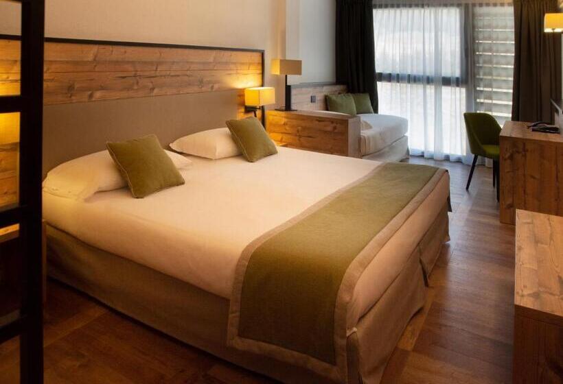 اتاق استاندارد سه نفره, Th La Thuile   Planibel