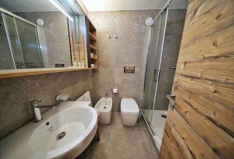 اتاق استاندارد چهار تخته, Th La Thuile   Planibel