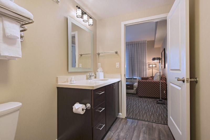 스탠다드 스튜디오 킹침대, Towneplace Suites By Marriott Des Moines West/jordan Creek