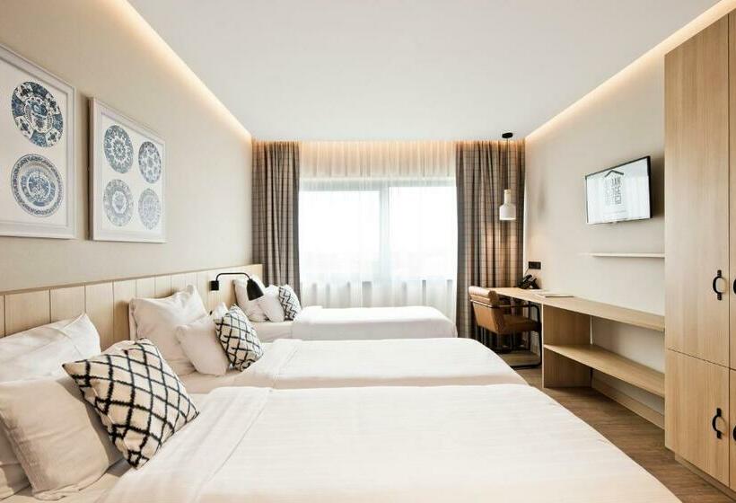 Quarto Triplo Estandar, Urban Lodge