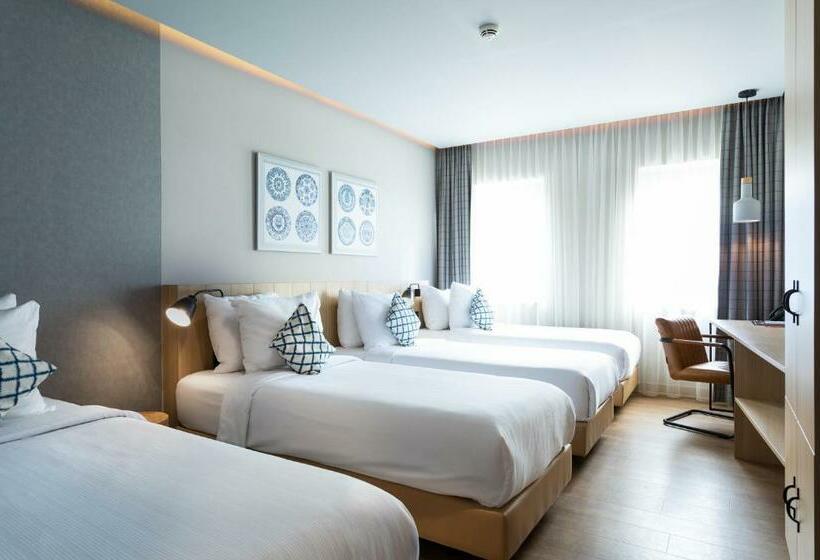 家庭间, Urban Lodge