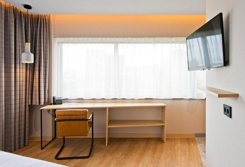 豪华房间, Urban Lodge