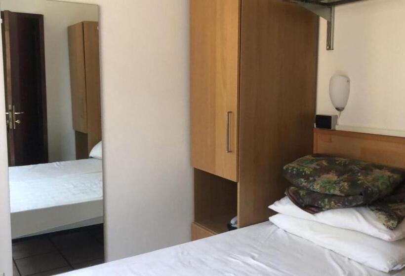 اتاق عادی یک تخته, Be Me Hotel Helvetia