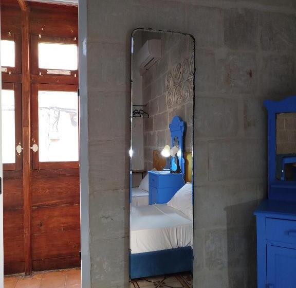 اتاق استاندارد با بالکن, Limestone Sun Suites