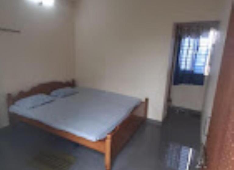 اتاق لوکس, Aiims Nagar Rest House Bhubaneswar