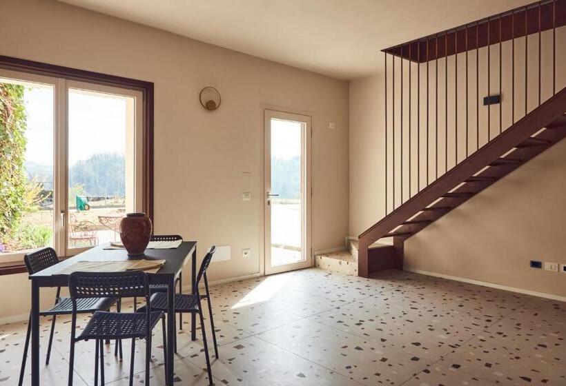سوئیت جونیور با چشم‌انداز باغ, Cascina Cortese