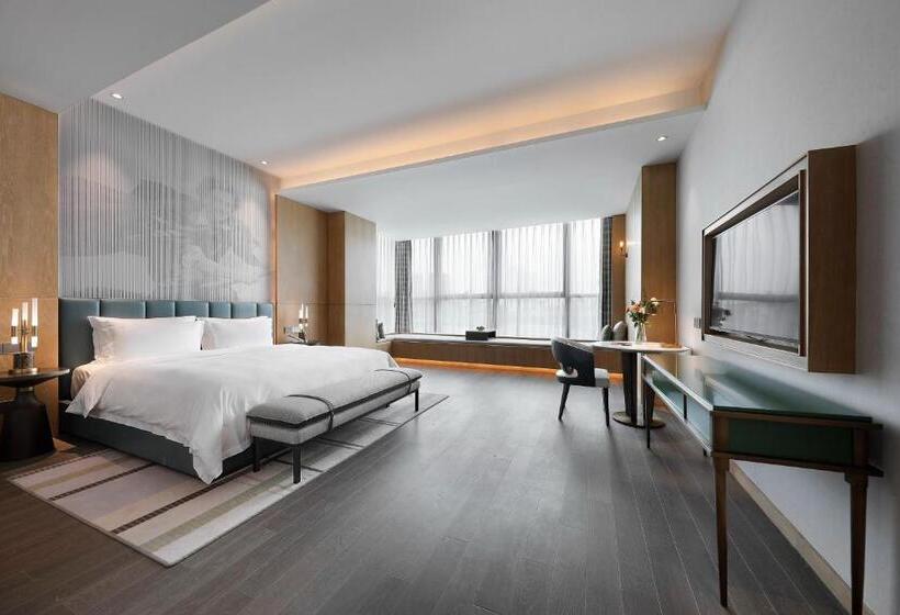 이그제큐티브 룸 킹사이즈 침대, Qingdao Oriental Studio Chuangzhi Ssaw