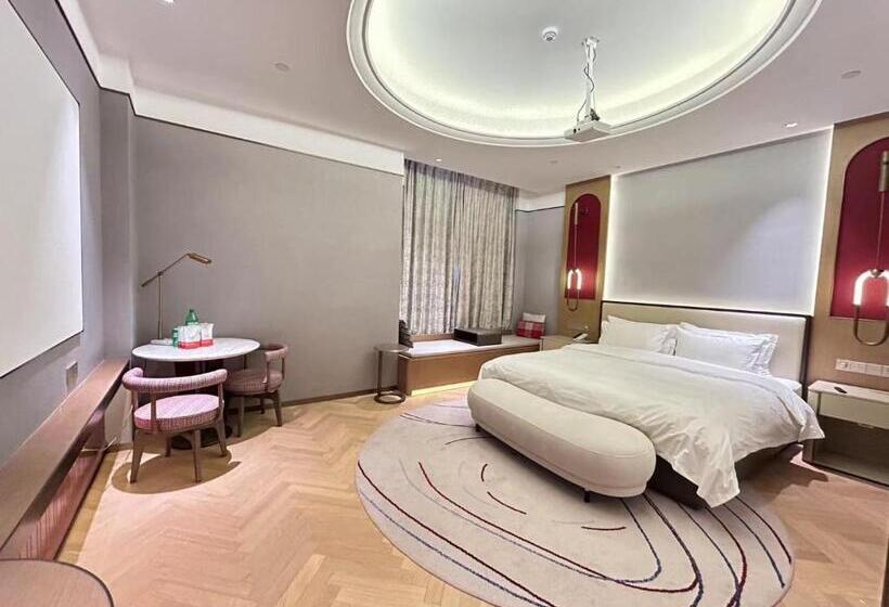 디럭스 룸, Qingdao Oriental Studio Chuangzhi Ssaw