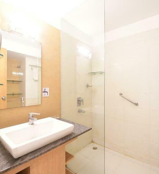 带阳台套房, The Xen Suites, Kolkata Airport