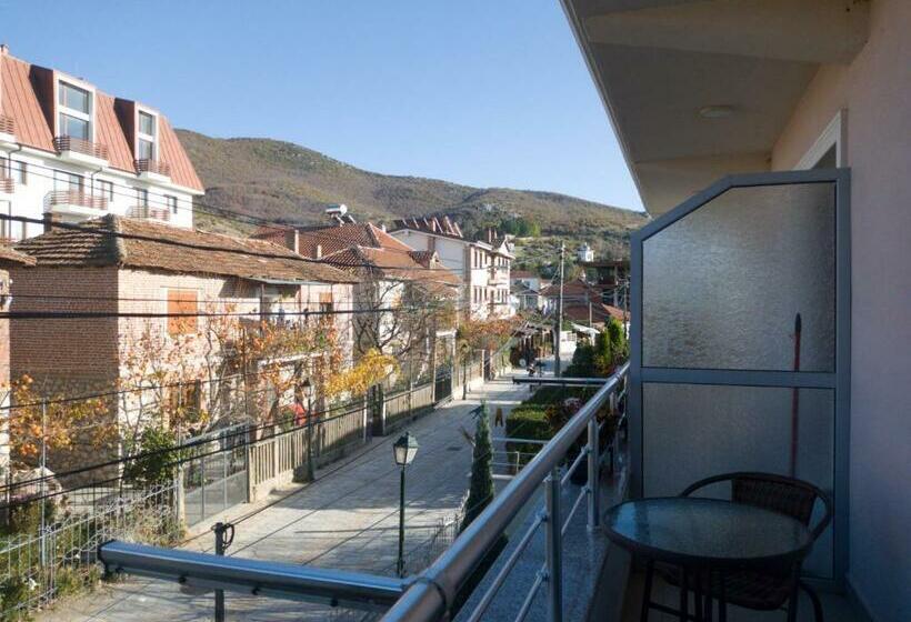 آپارتمان 1 خوابه, Vila Ilir