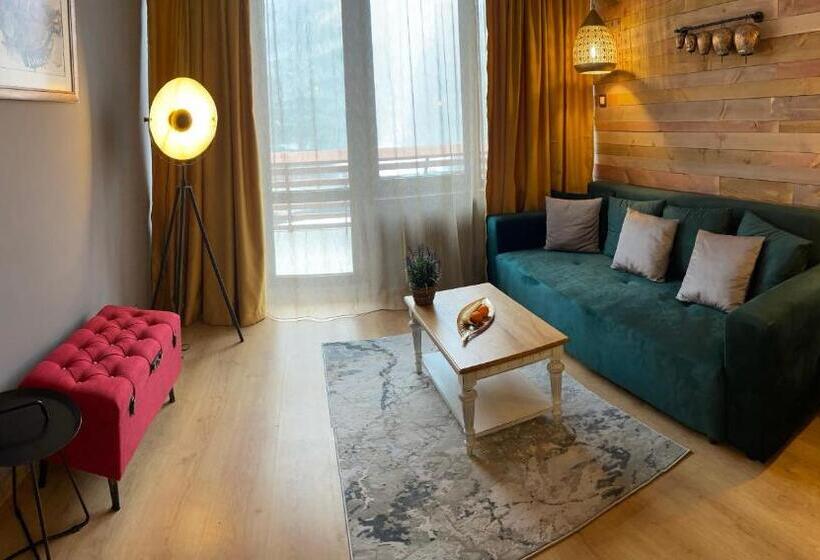 Номер Superior с Террасой, Moura Mountain & Villas Spa