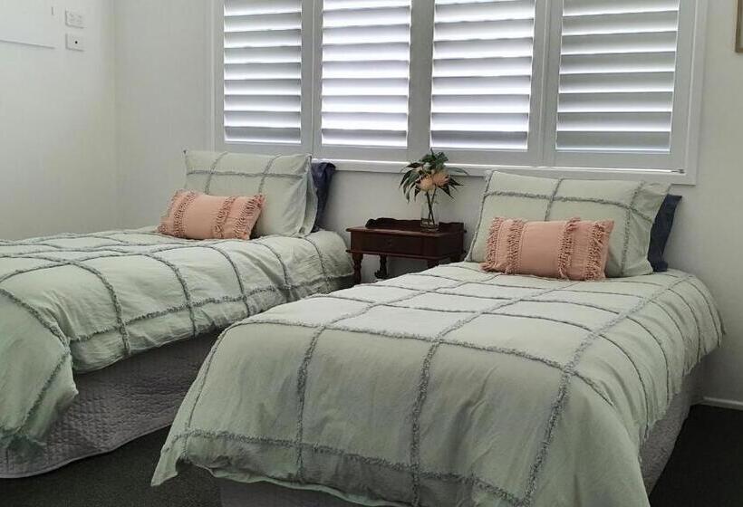 침실 3개 아파트, Toowoomba Hospital Apartments